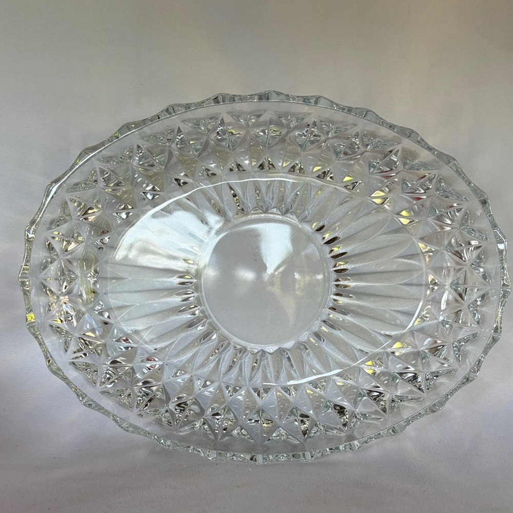 LIKE NEW! STUNNING MIKASA INTRICATE CLEAR GLASS OVAL PLATTER - Picture 1 of 10